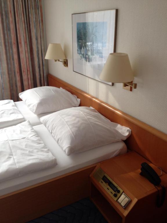 A1 Raststaette & Motel Hamburg-Stillhorn Номер фото