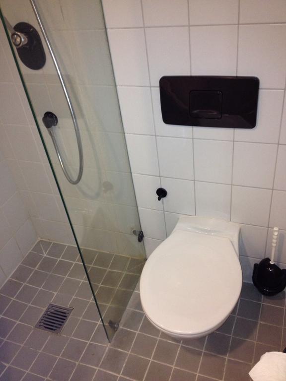 A1 Raststaette & Motel Hamburg-Stillhorn Экстерьер фото