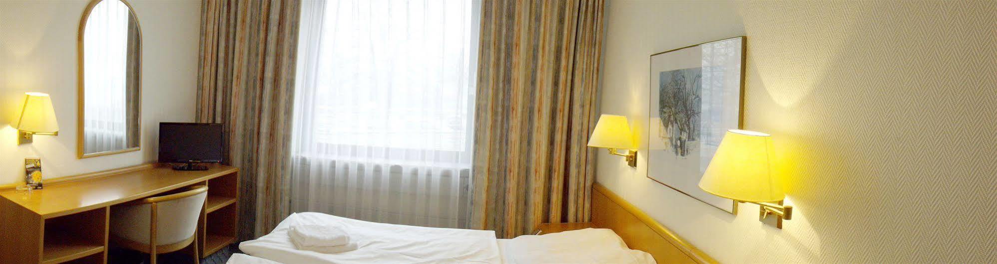 A1 Raststaette & Motel Hamburg-Stillhorn Экстерьер фото